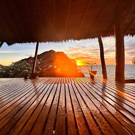 Shambala Madagascar: Beachfront Lodge And Adventures Ambolobozo Екстериор снимка