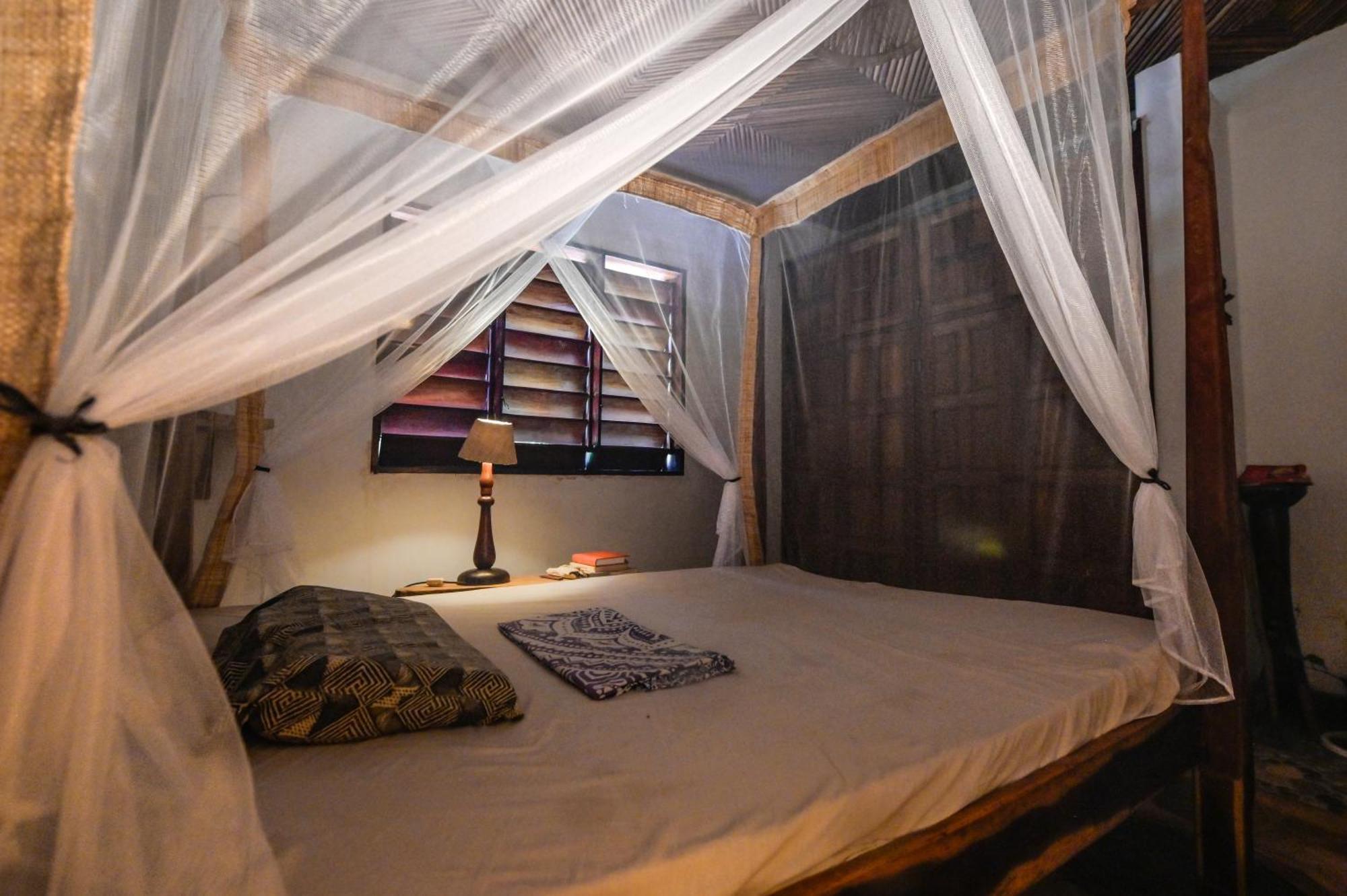 Shambala Madagascar: Beachfront Lodge And Adventures Ambolobozo Екстериор снимка