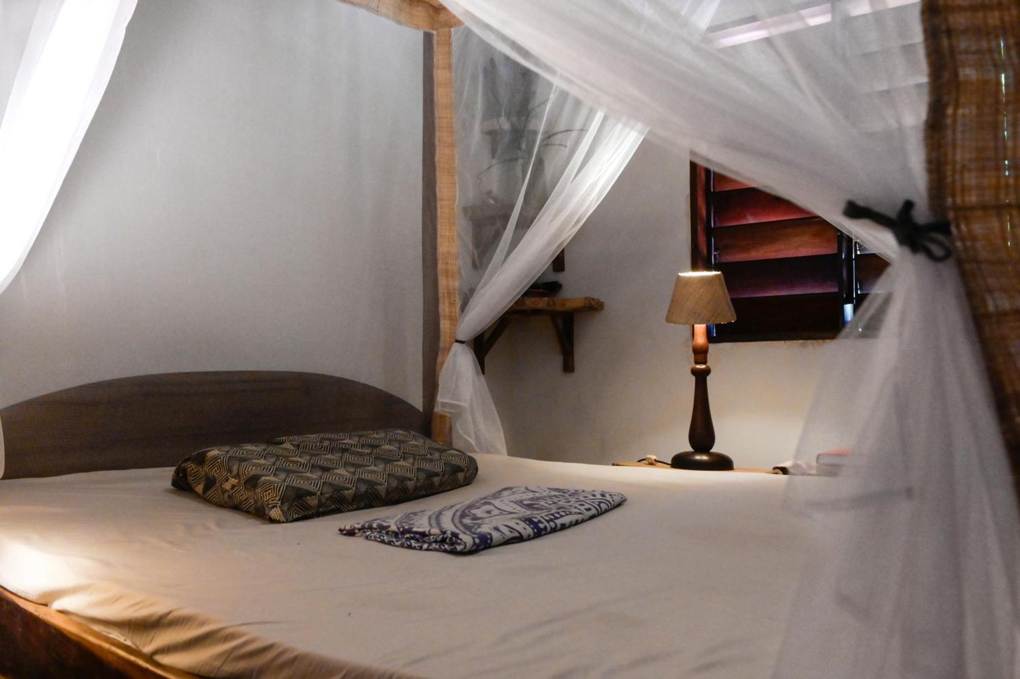 Shambala Madagascar: Beachfront Lodge And Adventures Ambolobozo Екстериор снимка