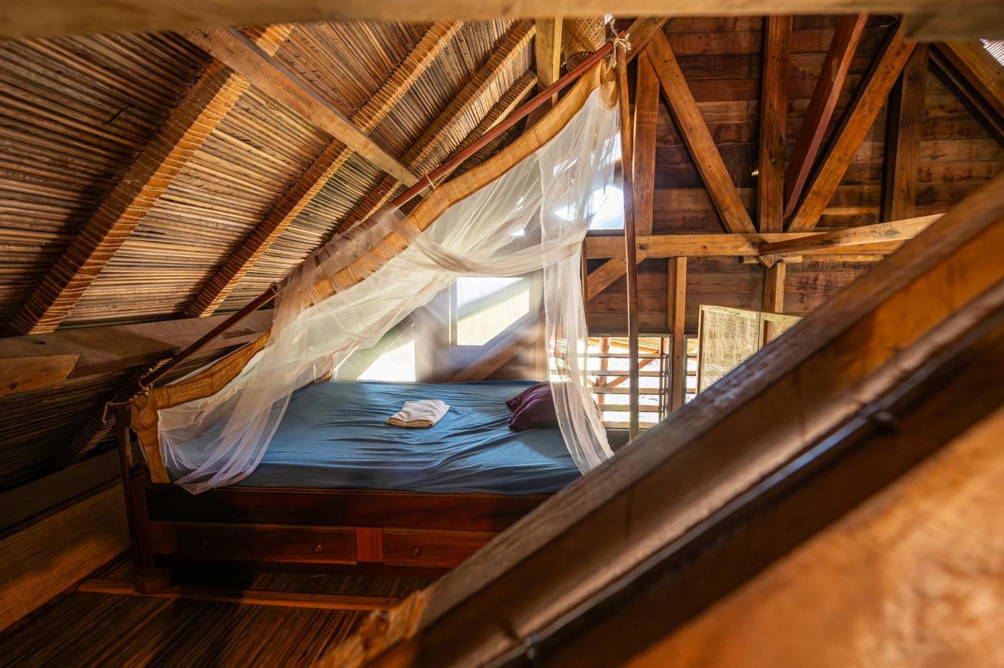 Shambala Madagascar: Beachfront Lodge And Adventures Ambolobozo Екстериор снимка